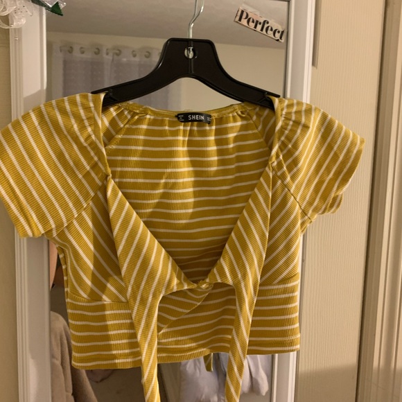 yellow striped tie front top - Picture 2 of 3